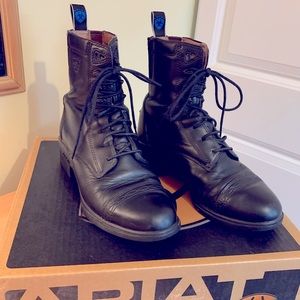 Ariat lace paddock boots Black size 6.5